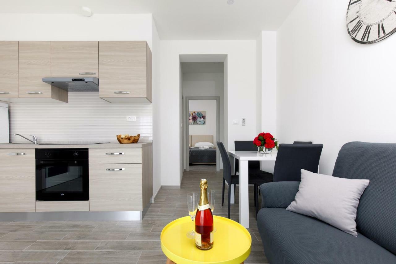 Apartments Lusani Split Dış mekan fotoğraf